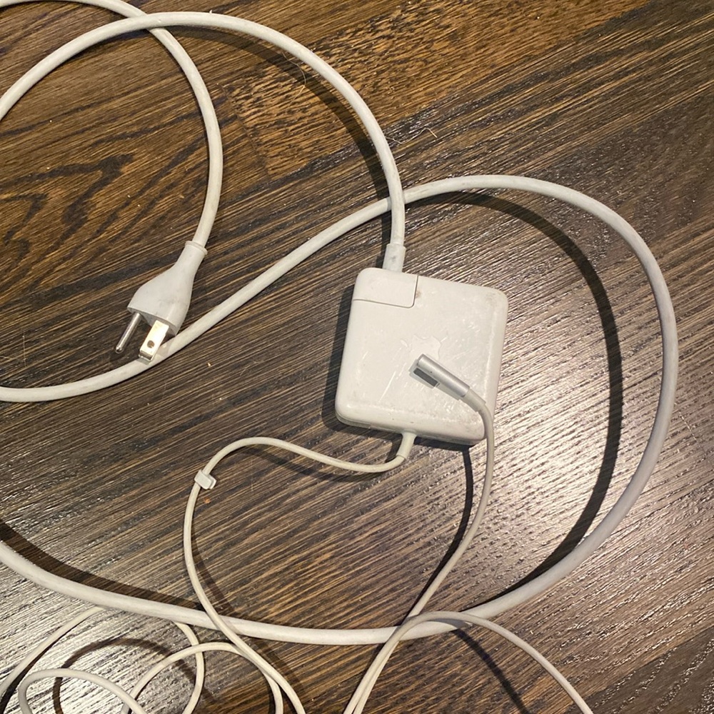 Apple White Power Adapter Cable